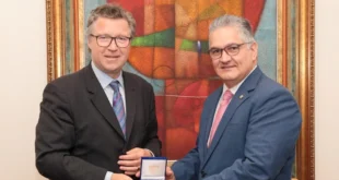Ministro Orillac recibe alto funcionario alemán para impulsar cooperación bilateral