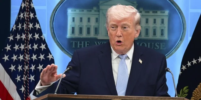 Trump ordena destruir embarcaciones iraníes que coloquen minas en el estrecho de Ormuz