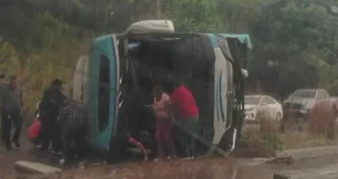 Accidente de autobús en la Interamericana deja un muerto y 49 heridos en Río Hato