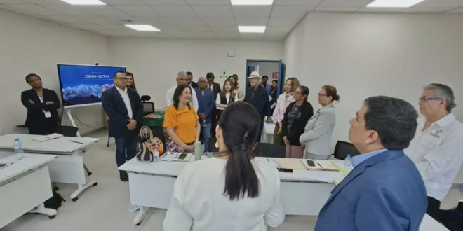 CSS fortalece diálogo con organizaciones de pacientes para mejorar servicios de salud