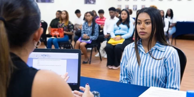 Empleos Panamá anuncia vacantes en logística, construcción y áreas administrativas