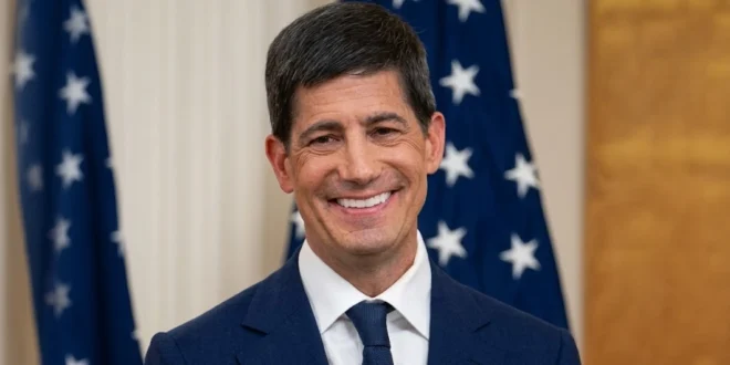 Kevin Warsh asume como nuevo presidente de la Reserva Federal de Estados Unidos