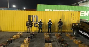 La Policia No Para: 739 Kilos de Presunta Droga en Colón son decomisados