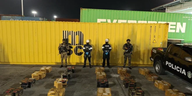 La Policia No Para: 739 Kilos de Presunta Droga en Colón son decomisados