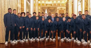 Presidente Mulino entrega pabellón nacional a la selección mayor rumbo al Mundial 2026