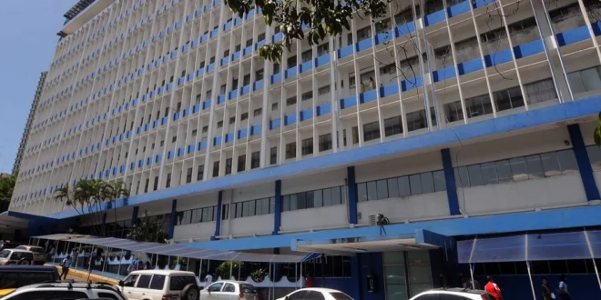 CSS frena licitación de $1.1 millones para renovar fachadas del Complejo Hospitalario