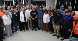 Delcy Rodríguez recibe a delegación panameña enviada por Mulino para apoyar rescates en Venezuela