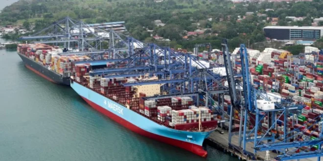 Puertos panameños superan los 4 millones de TEU entre enero y mayo de 2026