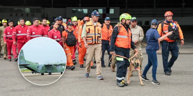 Primer equipo de rescatistas panameños despega hacia Venezuela con ayuda humanitaria