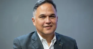 Víctor Vial renuncia como vicepresidente de Finanzas del Canal de Panamá