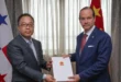 Canciller Martínez-Acha recibe copia de cartas credenciales del nuevo embajador de China en Panamá