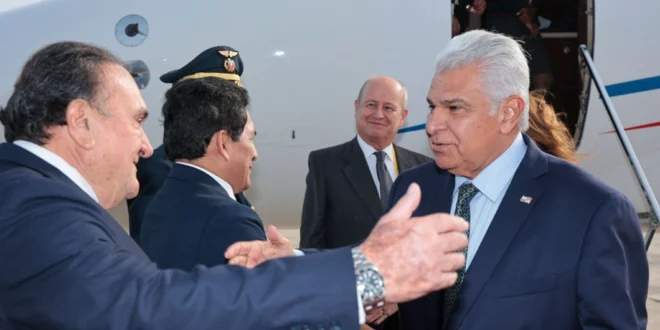 Presidente Mulino llega a Perú para toma de posesión de Keiko Fujimori y primera reunión bilateral
