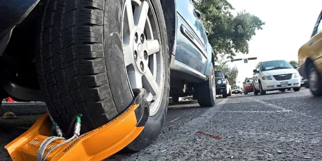 Vehículos inmovilizados por obstruir espacios públicos deberán pagar B/.75 para retiro