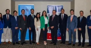 Nueva alianza Chevening abrirá oportunidades de maestría para profesionales de Panamá, Colombia y Perú