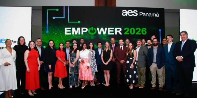 AES Panamá reúne a líderes empresariales para analizar el impacto de la inteligencia artificial