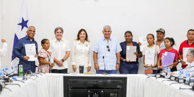 ANATI suma cerca de 700 títulos de propiedad entregados en Panamá Este