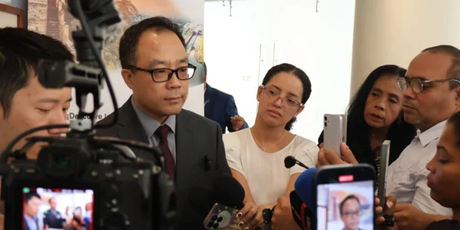 Panamá y China amplían el diálogo sobre comercio, inversión y educación