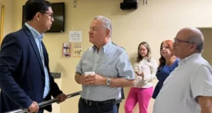 Contralor Anel Bolo Flores llega a La Unachi en visita de Cortesía