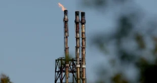 Petróleo se desploma por expectativa de acuerdo entre Estados Unidos e Irán