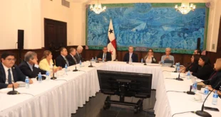 Reforma eléctrica permitiría multas de hasta B/.20 millones a distribuidoras