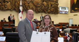 Shirley Castañedas presenta proyecto para rescatar las históricas Ruinas de Bique