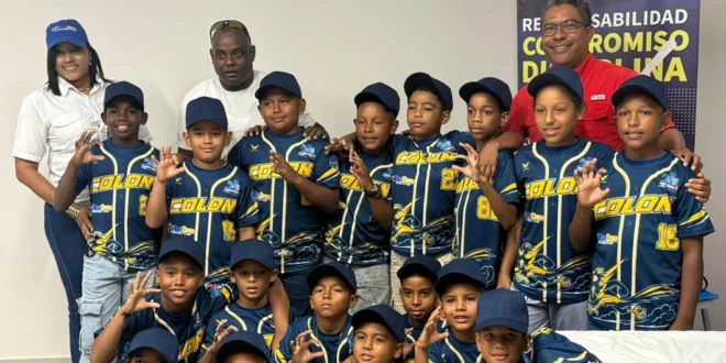 AGUASEO impulsa el deporte infantil en Colón con la entrega de uniformes a la novena U10
