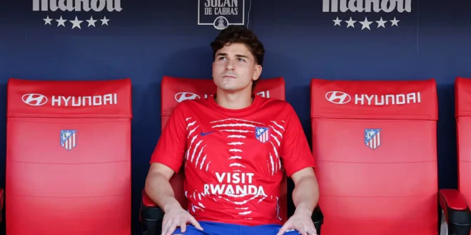 Julián Álvarez rompe con su representante tras frustrarse su fichaje por el Barcelona